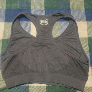 2 Everlast Sport Bra's pink and grey, Medium